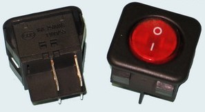Переключатель RK1-05 квадратный клавиша круглая красная/зелёная 1-0 250V 16A